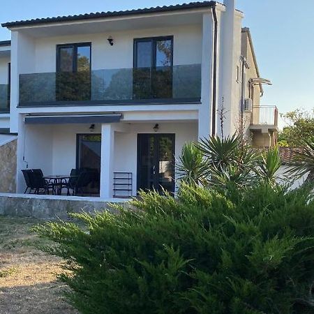 Villa Holiday Banjole Bagian luar foto